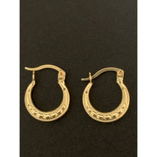 Load image into Gallery viewer, 18K Gold Earrings Hoops Loops 1.08 grams Small - Rafant