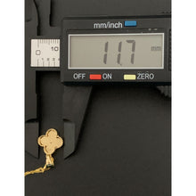 Load image into Gallery viewer, 18K Gold Necklace Chain 18 inches Clover Flower 1.90 grams - Rafant