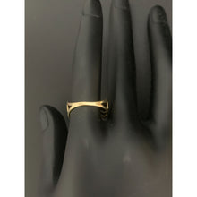 Load image into Gallery viewer, 18K Gold Ring Wave 1.87 grams Size 6.25 - Rafant