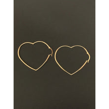Load image into Gallery viewer, 18K Gold Earrings Hoops Loops Heart 3.49 grams - Rafant