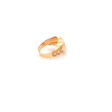 Load image into Gallery viewer, 18K Yellow Gold Ring Heart 1.16 grams Size 4 - Rafant