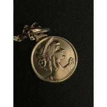 Load image into Gallery viewer, 18K Gold Necklace Chain 17.75" with Woman Lady Pendant 2.07 grams - Rafant