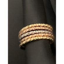 Load image into Gallery viewer, 18K Gold Ring Five Days Tricolor White Yellow Rose 1.65 grams Size 6 - Rafant