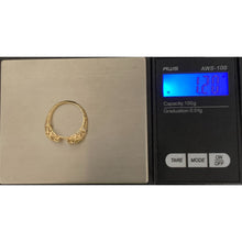 Load image into Gallery viewer, 18K Gold Ring Cubic Zirconia 1.20 grams Size 6.75 - Rafant