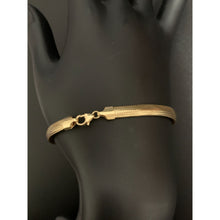 Load image into Gallery viewer, 18K Saudi Gold Bracelet Soft Mesh Flexible Bangles 2.18 grams Size 7 inches - Rafant
