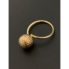 Load image into Gallery viewer, 18K Gold Ring Ball 1.47 grams Size 7 - Rafant
