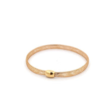 Load image into Gallery viewer, 18K Yellow Gold Bracelet Bangle Soft Mesh Stretchable 7.75 inches 0.87 grams - Rafant