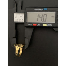 Load image into Gallery viewer, 18K Gold Ring Size 7.5 Lightweight 1.05 grams - Rafant