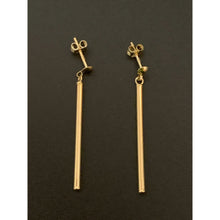 Load image into Gallery viewer, 18K Gold Earrings Posts Bars 1.05 grams - Rafant