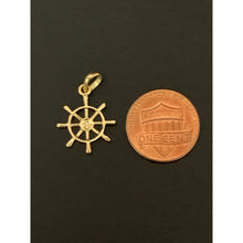 Load image into Gallery viewer, 18K Saudi Gold Pendant Anchor Wheel Yellow Real Gold - Rafant