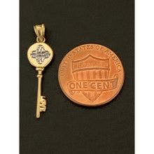 Load image into Gallery viewer, 18K Saudi Gold Key Pendant Real White Yellow Gold - Rafant