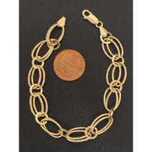 Load image into Gallery viewer, 18K Gold Bracelet Chain Oval Link 3.85 grams Size 7.5 inches
