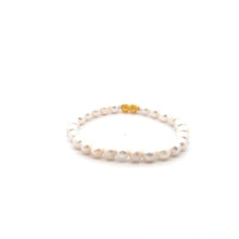 Load image into Gallery viewer, 18K Gold Pixiu Piyao Bracelet Gemstones Freshwater White Pearls 6-7mm
