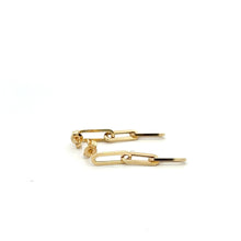 Load image into Gallery viewer, 18K Gold Earrings Paperclips Stud Post 1.09 grams - Rafant
