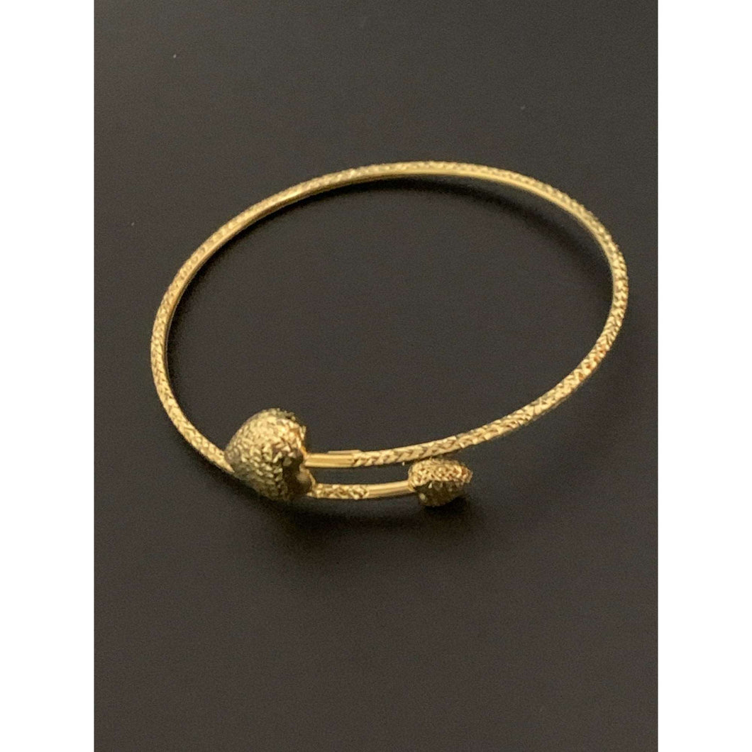 18K Gold Bracelet Bangle Double Hearts 7 inches 3.72 grams