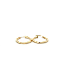 Load image into Gallery viewer, 18K Gold Earrings Hoops Spiral 1.02 grams - Rafant
