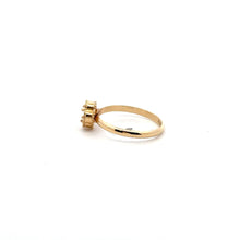 Load image into Gallery viewer, 18K Gold Ring Flower White Mother of Pearl Size 5 - Rafant
