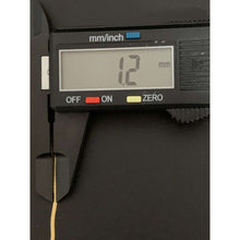 Load image into Gallery viewer, 18K Gold Bracelet Chain Flat Size 7.5 inches 0.85 grams
