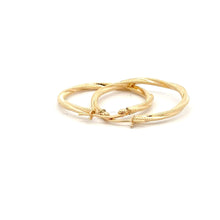 Load image into Gallery viewer, 18K Gold Earrings Hoops Spiral 1.22 grams - Rafant
