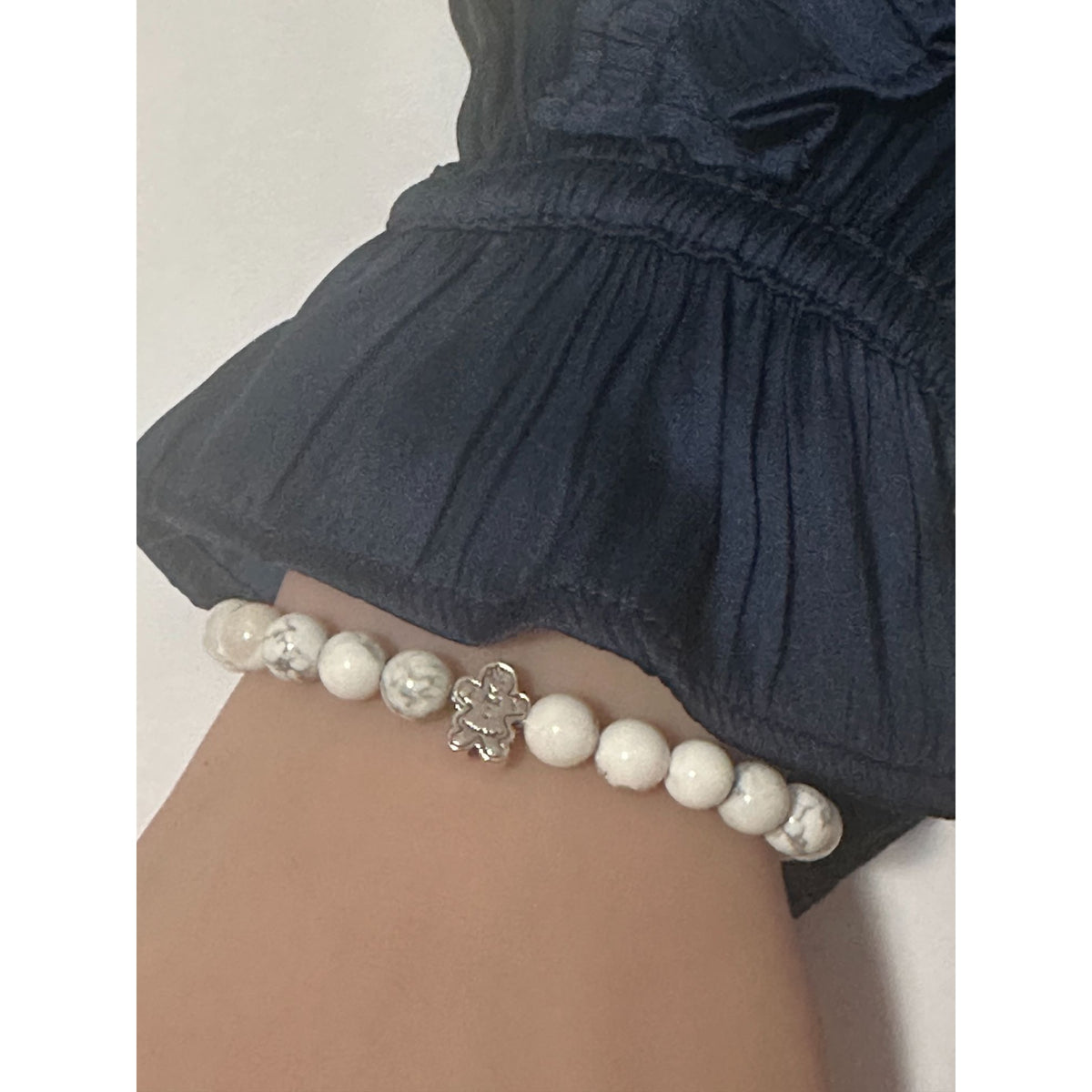 925 Sterling Silver Gingerman, Natural Howlite Gemstone Beaded Stretch Bracelet