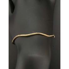 Load image into Gallery viewer, 18K Gold Bracelet Bangle Clip Wave Oval Size 6.5 inches 1.76 grams
