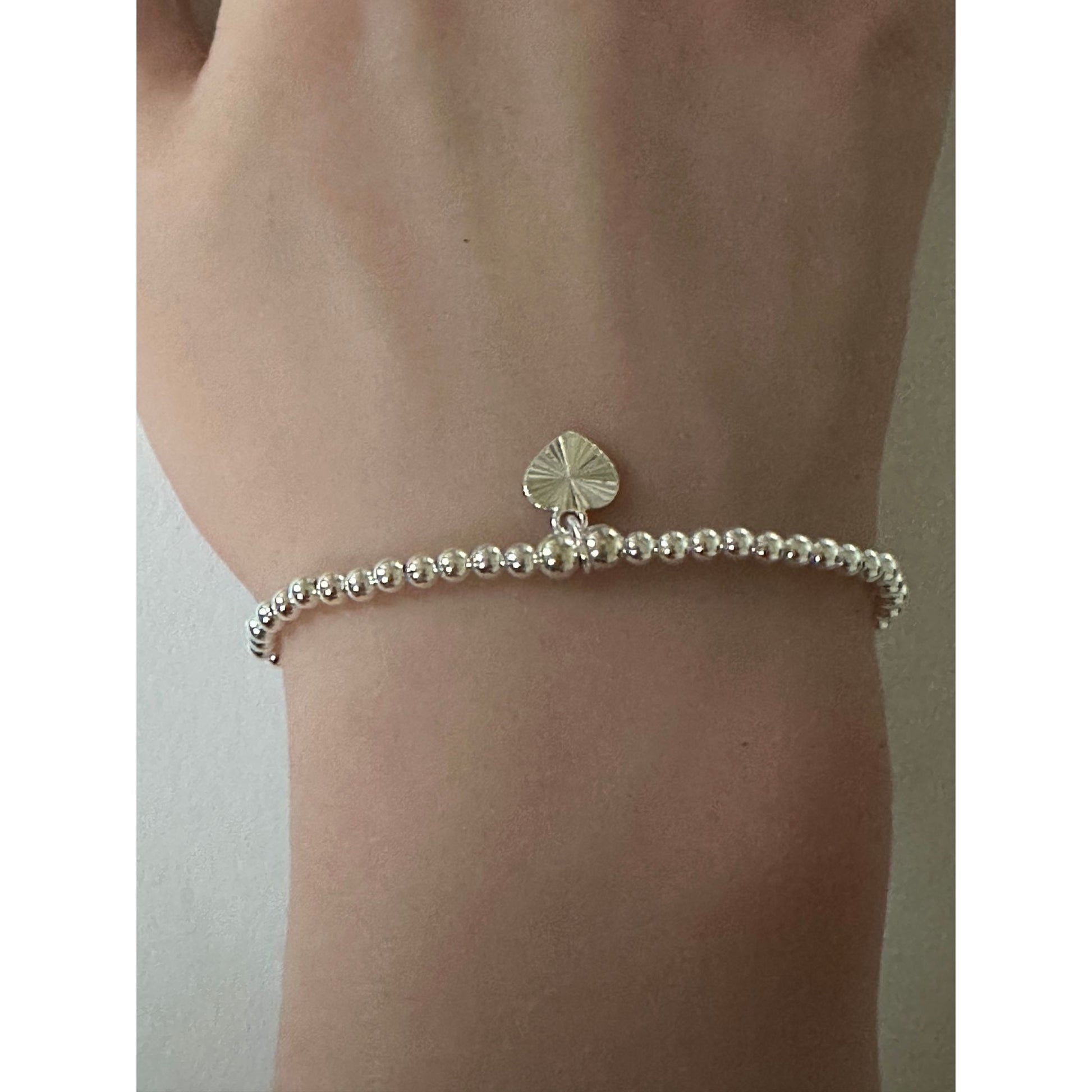 925 Sterling Silver Beaded Stretch Stacking Bracelet Heart Charm Minimalist Size 7" - Rafant