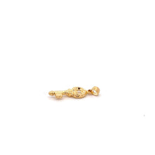 Load image into Gallery viewer, 18K Gold Pendant Charm Key 0.72 grams - Rafant
