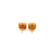 Load image into Gallery viewer, 18K Gold Earrings Stud Clover White Mother of Pearl
