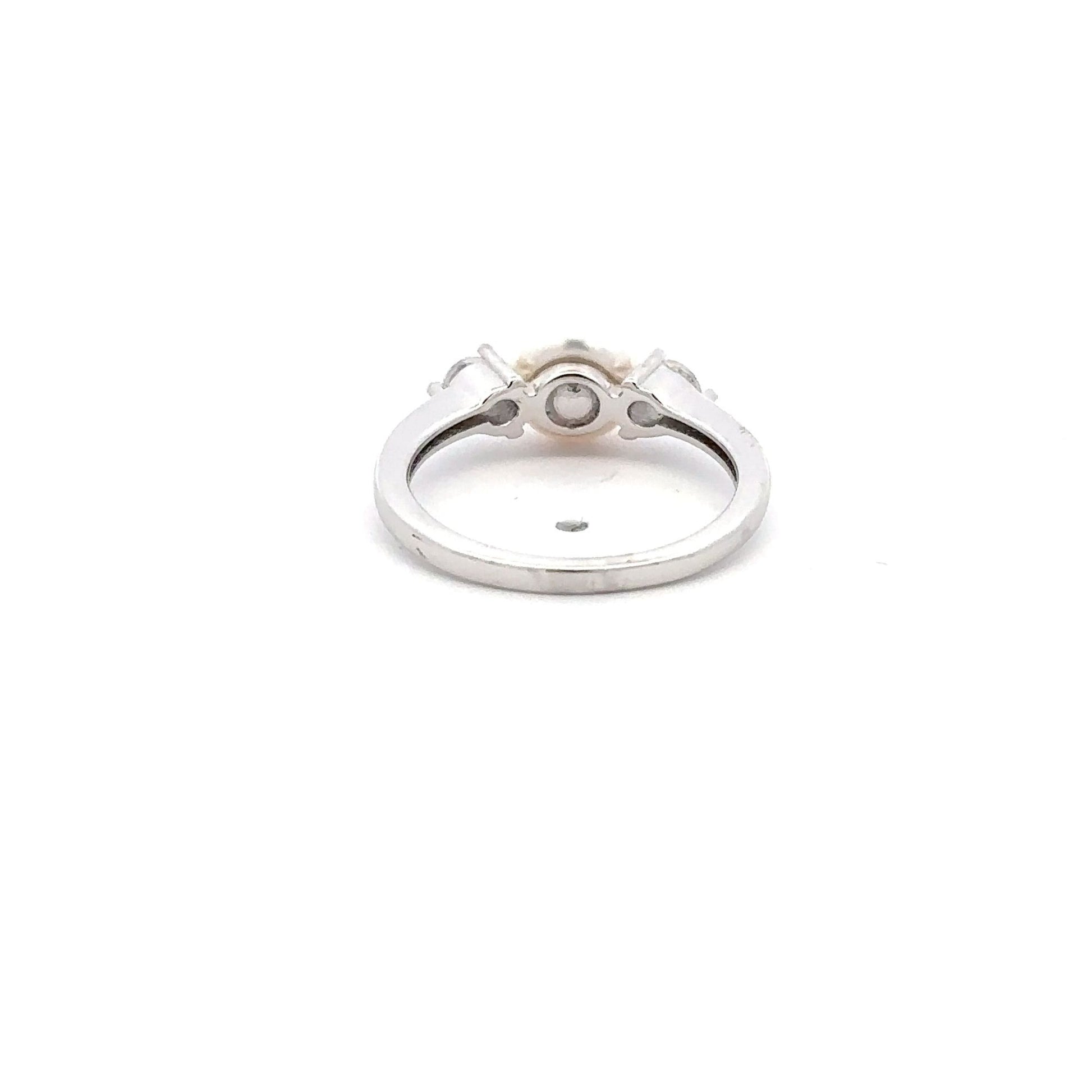925 Sterling Silver Ring  Freshwater Pearl Cubic Zirconia Size 5 - Rafant