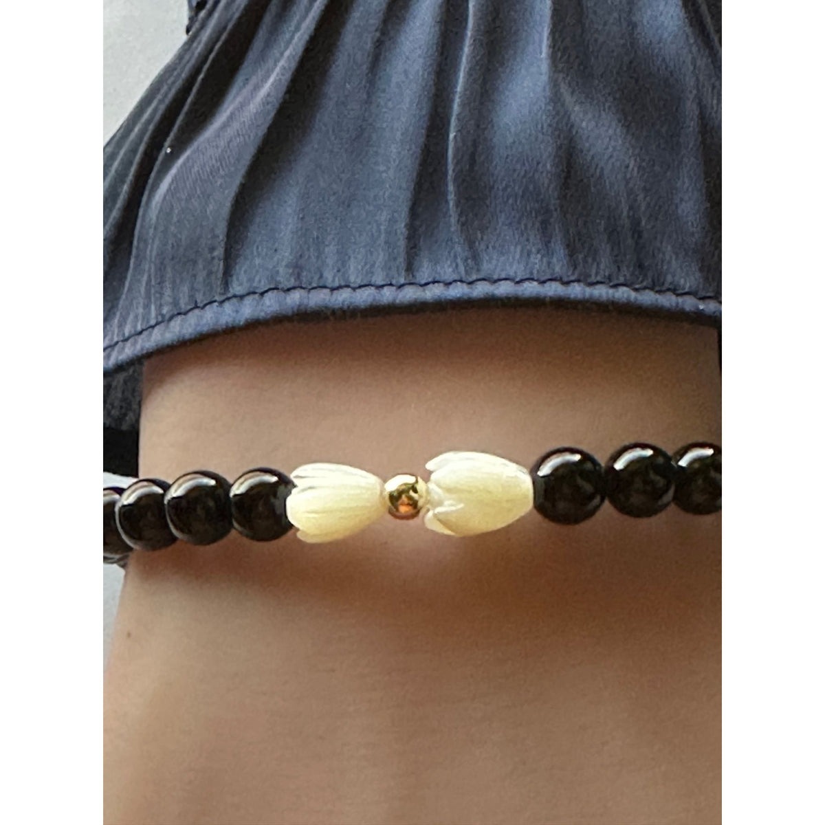 Natural 6mm Gemstone Stretch Bracelet Amethyst Lapis Onyx 14K Solid Gold Pikake MOP