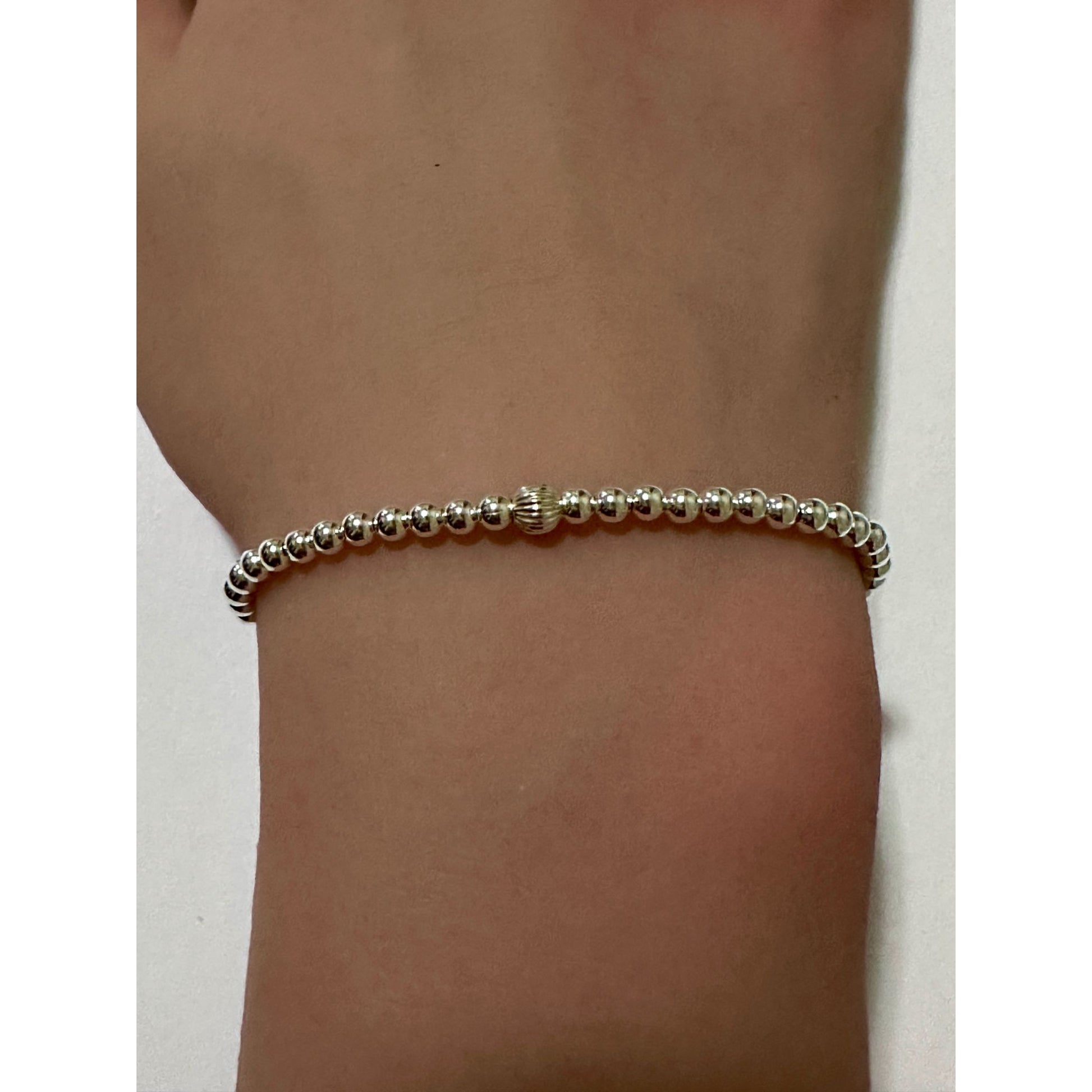 925 Sterling Silver Beaded Stretch Stacking Bracelet Minimalist Corrugated Center Bead Charm - Rafant