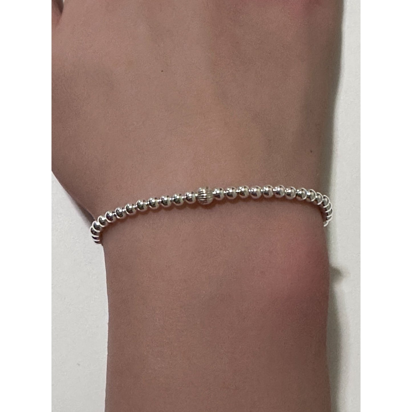 925 Sterling Silver Beaded Stretch Stacking Bracelet Minimalist Corrugated Center Bead Charm - Rafant