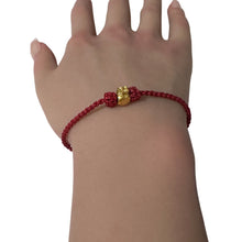 Load image into Gallery viewer, 18K Gold Money Bag Bracelet Red Gold Yarn Tiger&#39;s Eye Bead Size 6-6.5&quot;
