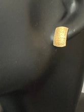 Load image into Gallery viewer, 18K Gold Earrings Stud Rectangle Frosted 1.58 grams
