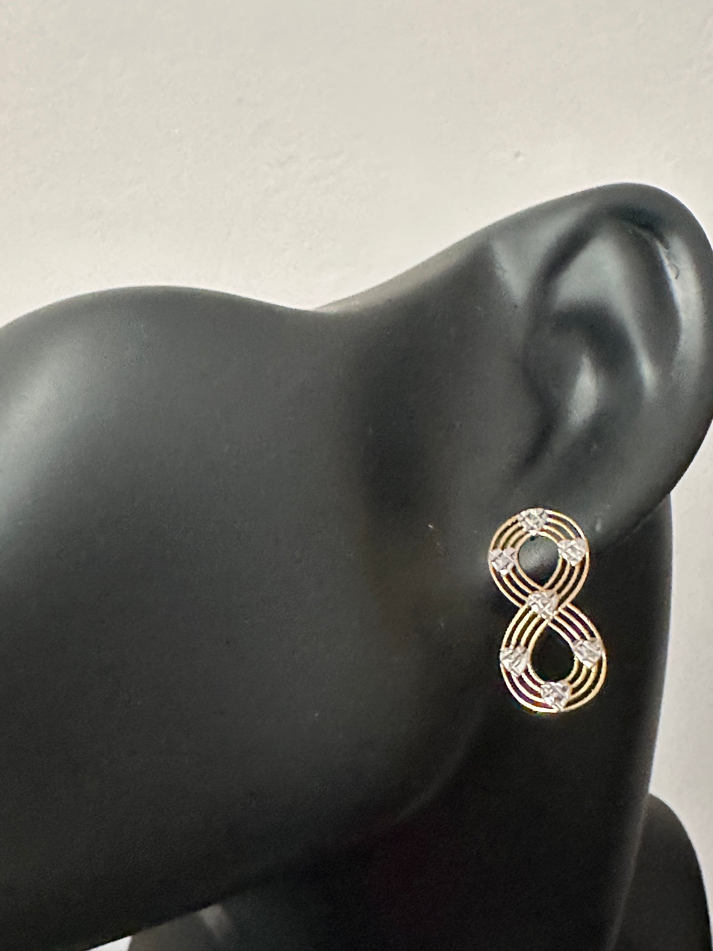 18K Gold Earrings Infinity Post White Yellow Gold 2.06 grams - Rafant