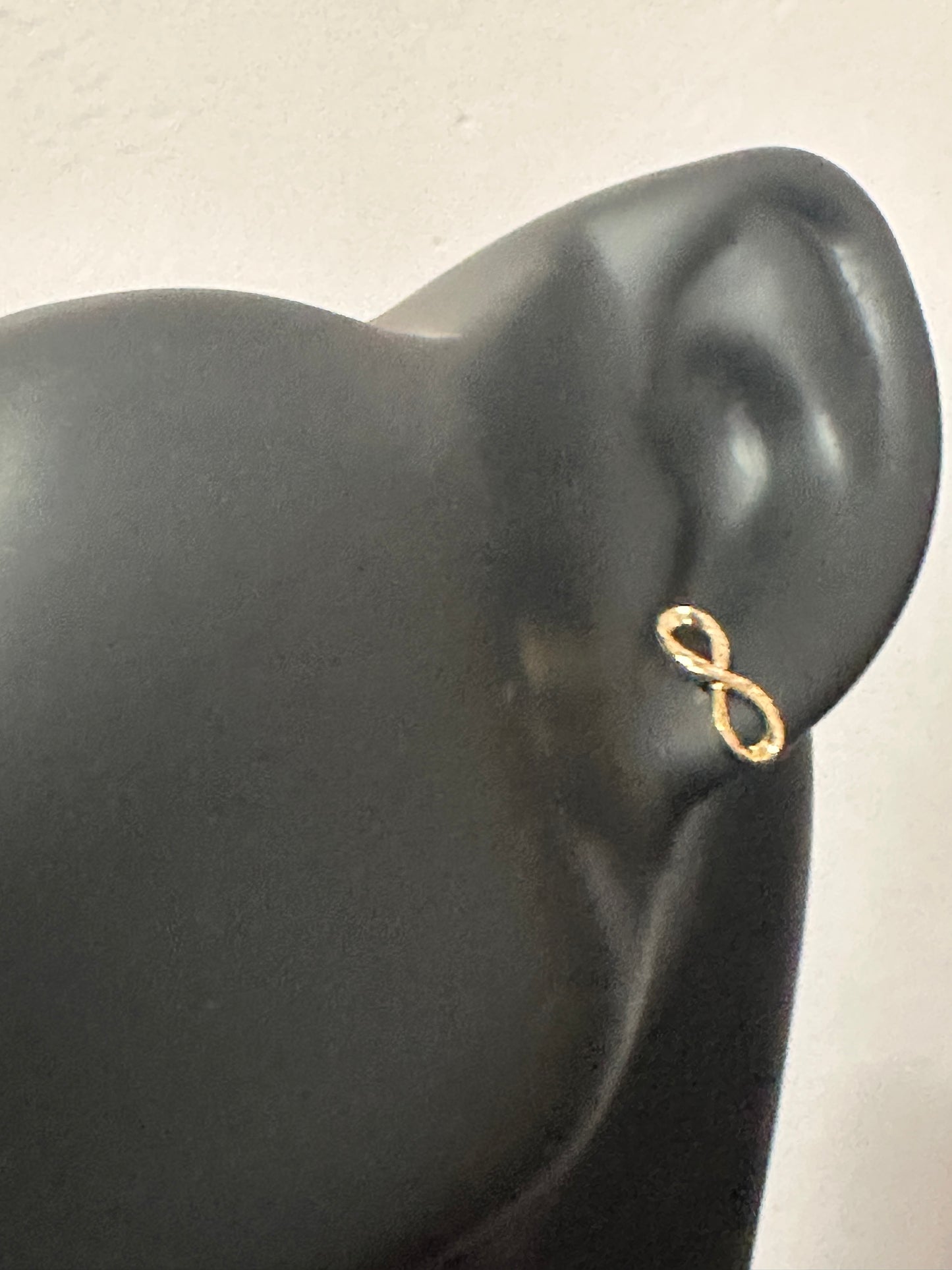 18K Gold Earrings Infinity 1.41grams Small - Rafant