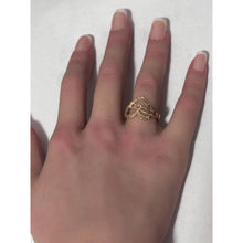 Load image into Gallery viewer, 18K Gold Ring Heart Women Size 7.5 - Rafant
