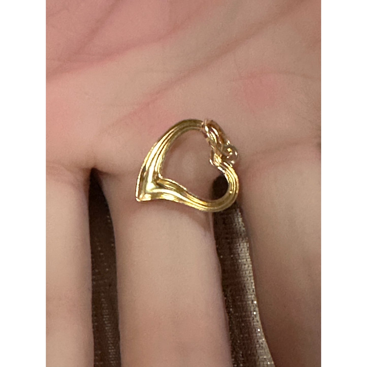 18K Gold Pendant Open Heart 0.66grams - Rafant