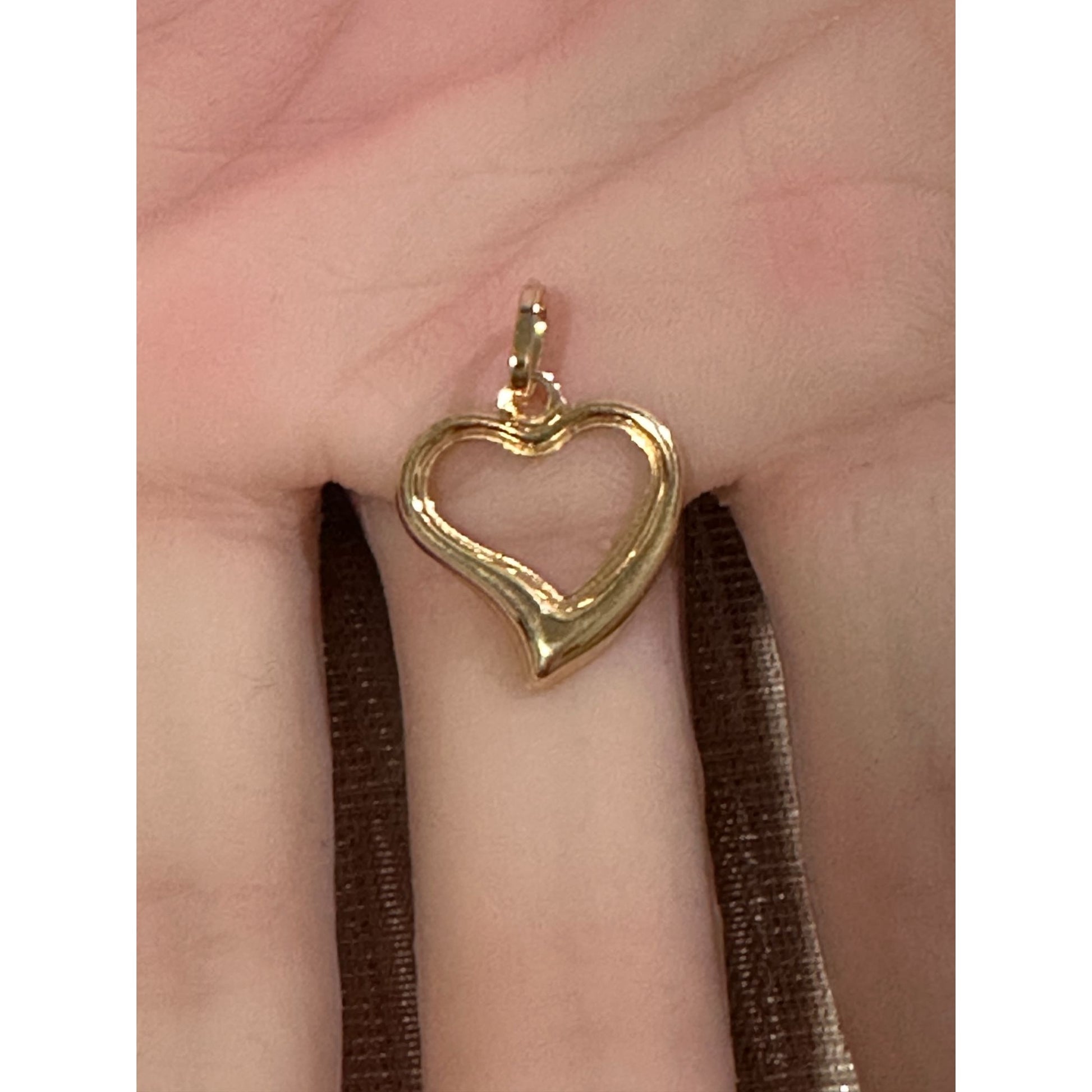 18K Gold Pendant Open Heart 0.66grams - Rafant