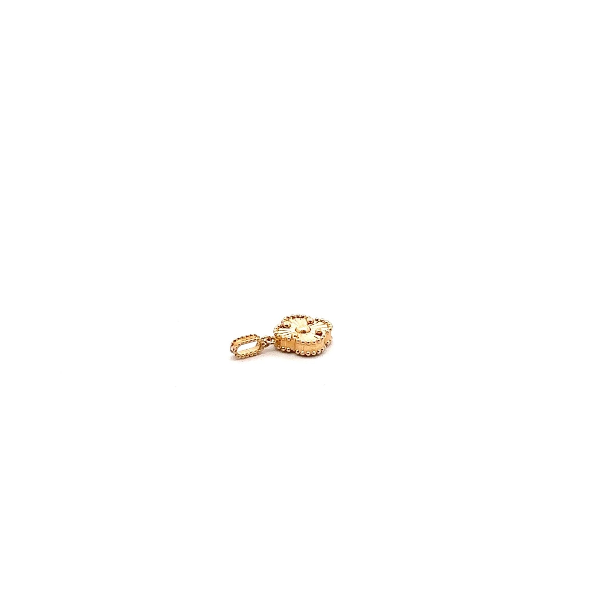 18K Gold Pendant Charm Flower 1.16 grams - Rafant