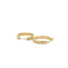 Load image into Gallery viewer, 18K Gold Earrings Hoops 1.26 grams - Rafant
