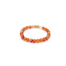 Load image into Gallery viewer, 18K Gold Pixiu Piyao Lucky Charm Bracelet Natural Carnelian Gemstones 6mm
