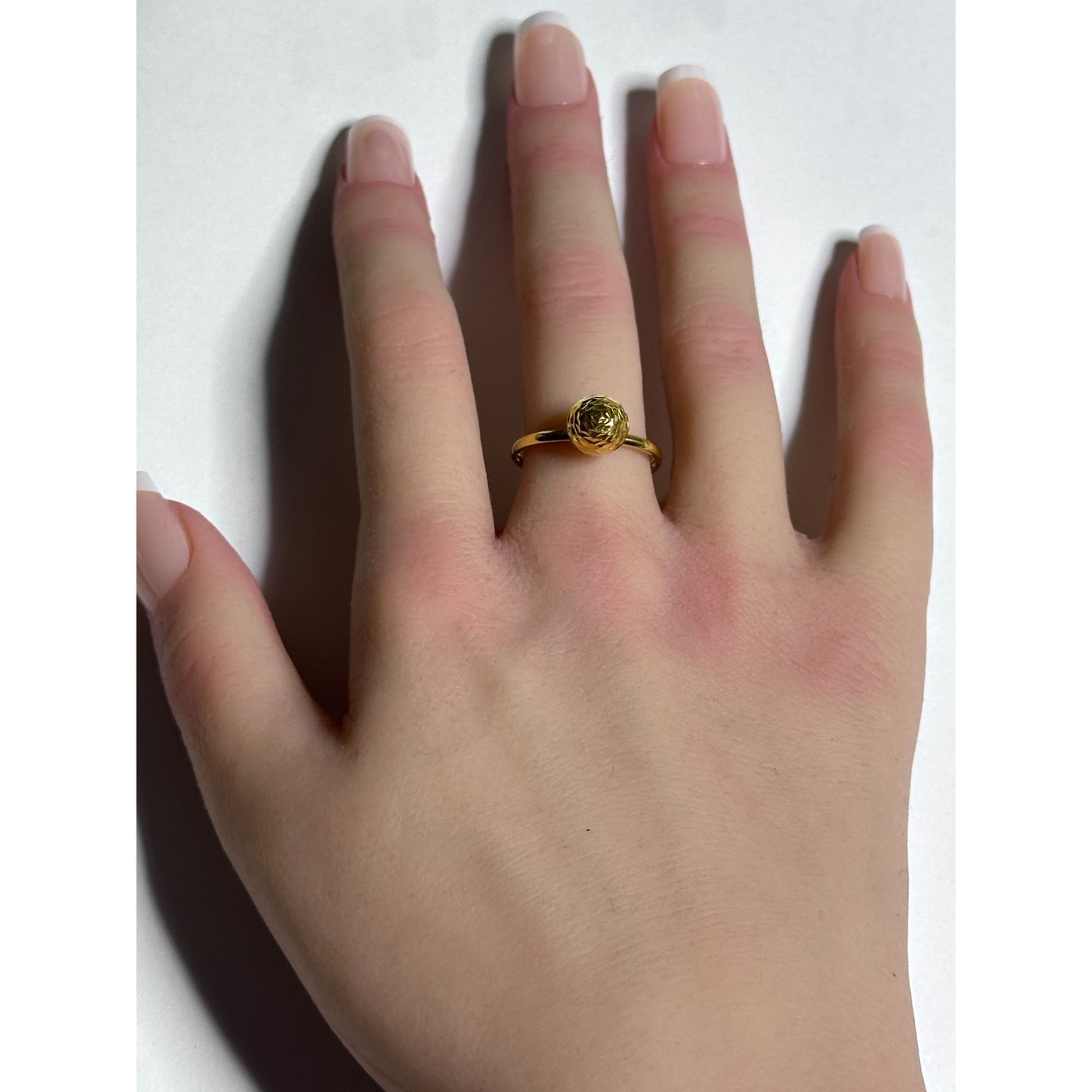 18K Gold Ring Ball Women Size 8.25 - Rafant