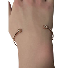 Load image into Gallery viewer, 925 Sterling Silver Cuff Bangle Bracelet Size 6.25 inches Center Knot
