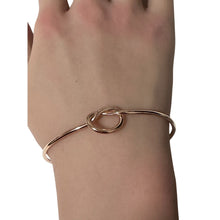 Load image into Gallery viewer, 925 Sterling Silver Cuff Bangle Bracelet Size 6.25 inches Center Knot
