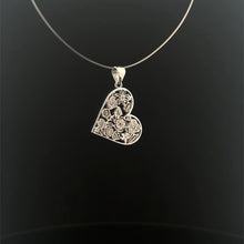 Load image into Gallery viewer, 925 Sterling Silver Pendant Heart  Flower
