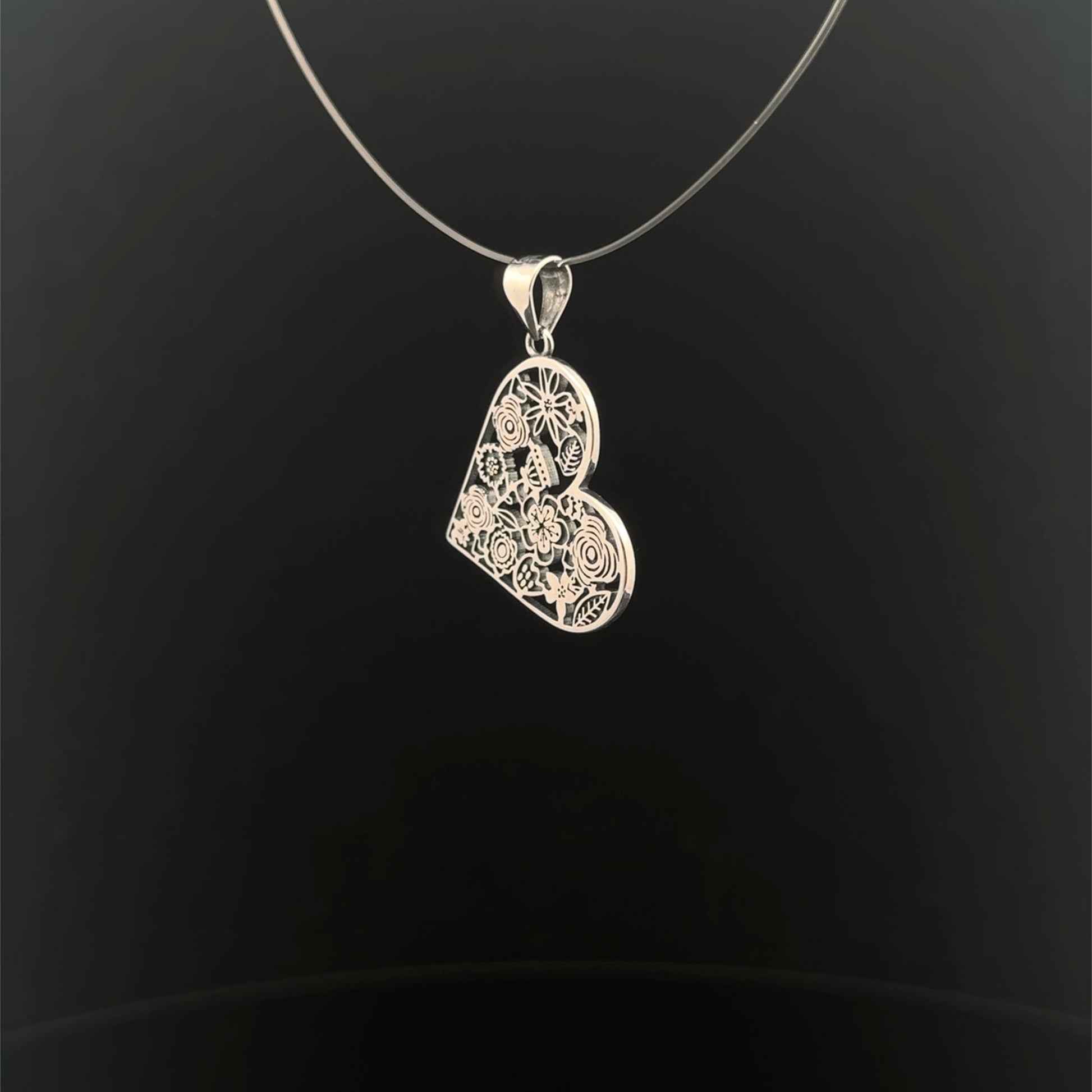 925 Sterling Silver Pendant Heart  Flower - Rafant