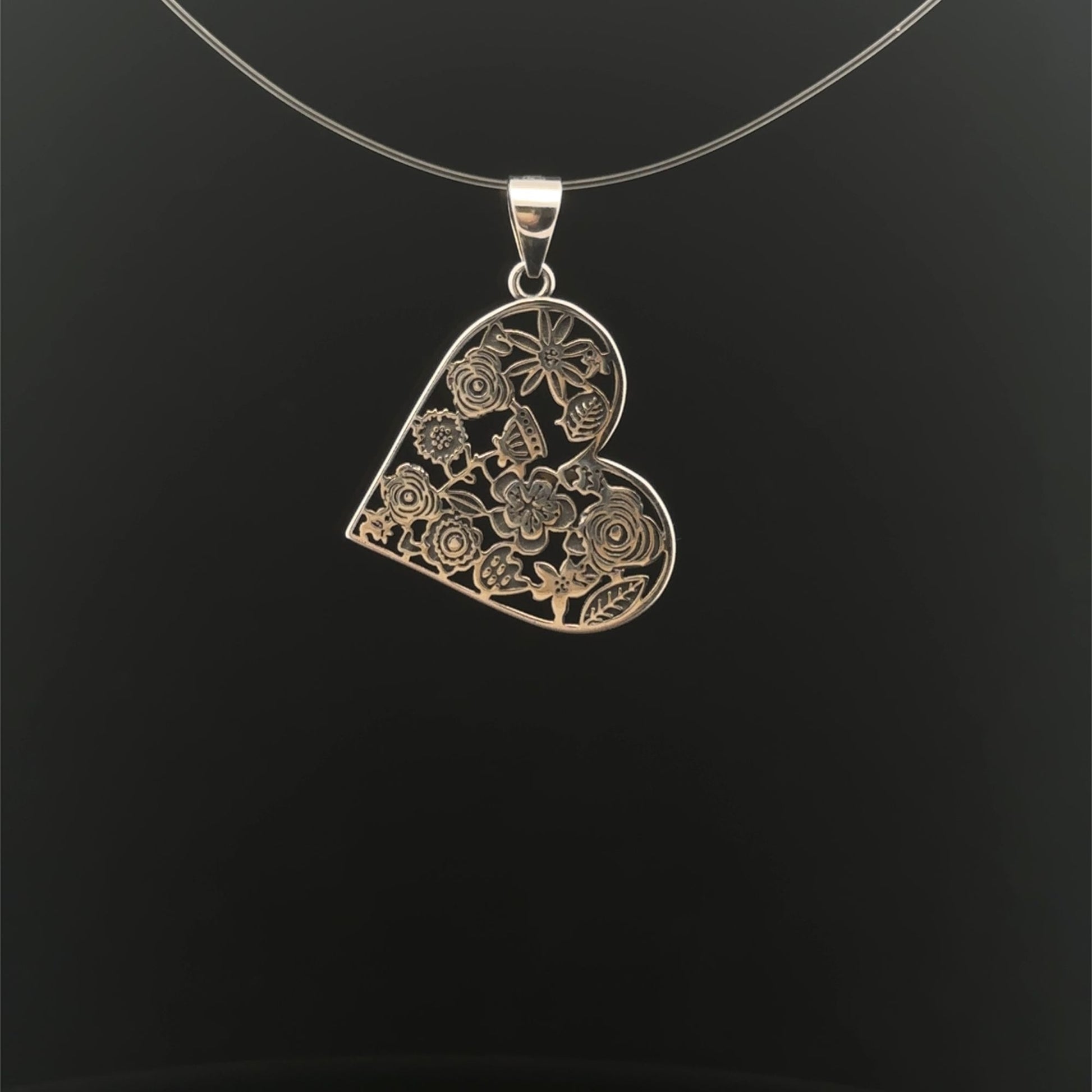 925 Sterling Silver Pendant Heart  Flower - Rafant
