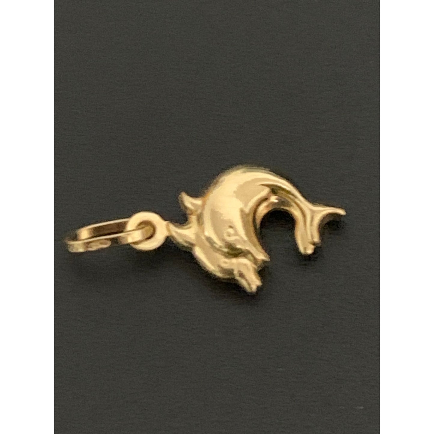 18K Gold Pendant Dolphin 1.28 grams - Rafant