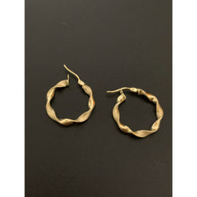 Load image into Gallery viewer, 18K Gold Earrings Hoops Loops Twist 1.51 grams - Rafant
